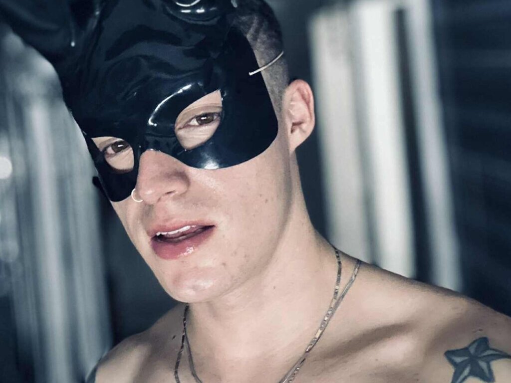 Webcam Nude with MaikolZuluaga