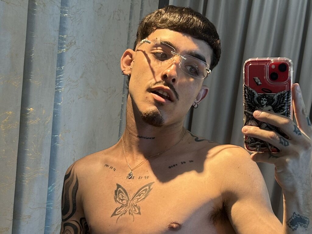 Webcam Nude with NikoStone