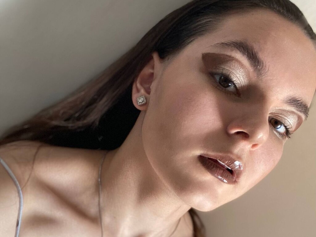 Webcam Nude with FrancescaCavalie